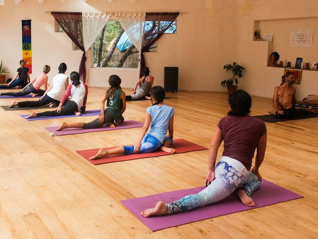 Planning A Yoga Class: 10 Tips For Creative + Effective Sequences