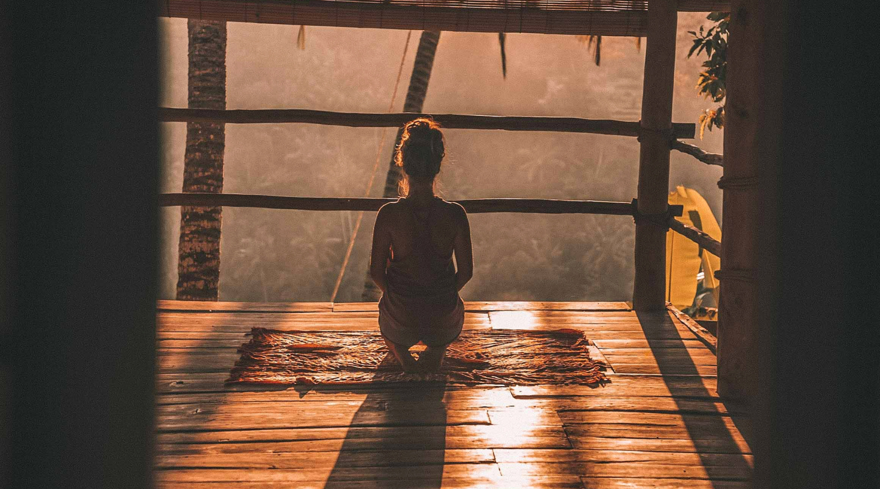the-journey-of-yogi-and-yoginis-full-circle-image