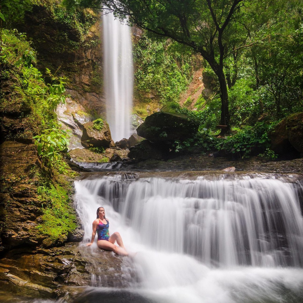 costa-rica-waterfall-fcys